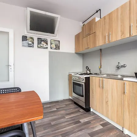 Targ Rybny Standard By Bookinghost * Danzica