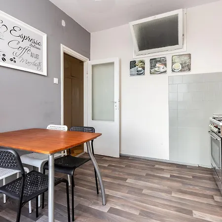 Targ Rybny Standard By Bookinghost Appartamento Danzica